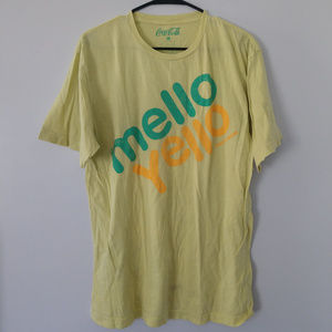Official Coca Cola Coke Mello Yello T-Shirt Large